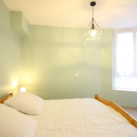 Bel F3 Au 2eme Etage, A 50m Des Thermes, Bien Equipe, 6 Couchages, Ideal Pour Cures Et - Fr-1-415-65 Apartment